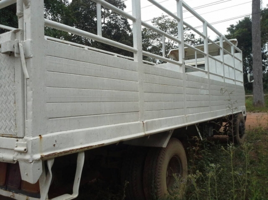 HINO KM779 เครื่อง 117ฝาแดง เพาเวอร์ กะบะยาว 5.5 เมตร