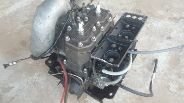 ขายเครื่อง คาวา750 ครับ