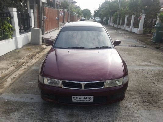 ขายท้ายเบนซ์ปี 2000 เกียร์ออโต้ เครื่อง1.6 ดิสสี่ล้อ ถูกๆสุดในเว็ปครับ