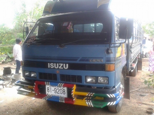 ขายISUZU NPR 115แรง เกียร์สั้นแท้ปี34 ยาว5เมตร เครื่องดี แคชซีสวย ภายในสวย สภาพพร้อมใช้งาน เอกสารพร้อมโอน จัดไฟแนนซ์ได้ เงื่อนไขง่ายๆวันเดียวรับรถ สนใจโทร 090-8588220คุณนะ หรือ www.truck.in.th/498 ID:narong498 FB:ณรงค์ซื้อขายรถมือสอง(เว็บไซต์ส่วนตัว)