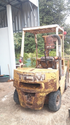 ขายโฟคลิฟ TCM  2ตันเสา3เมตร