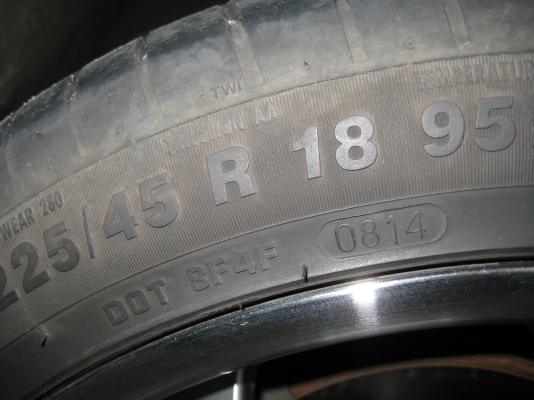 ขายแม็กพร้อมยาง 18 6รู ยาง225 45 ดอกแน่น พร้อมใช้ ขายแม็กพร้อมยาง 18 6รู ยาง225 45 ดอกแน่น พร้อมใช้