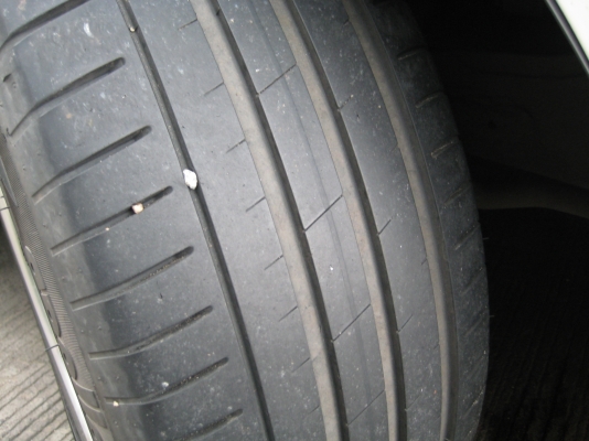 ขายแม็กพร้อมยาง 18 6รู ยาง225 45 ดอกแน่น พร้อมใช้ ขายแม็กพร้อมยาง 18 6รู ยาง225 45 ดอกแน่น พร้อมใช้