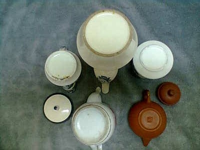 งานกานํ้าชากระเบื้องและดินเผา