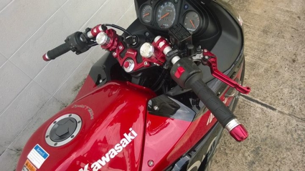 รถบ้านมือเดียว NINJA250 2012 วิ่ง 6000 กิโล สวยกริ๊บ ต่อรองได้