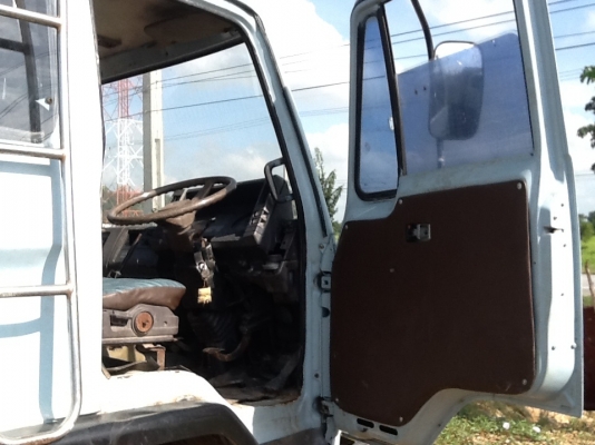 หกล้อJCM เครื่อง6BF  175 แรงม้า ยกหัวร็อกกี้ใส่สวยๆพร้อมใช้งาน