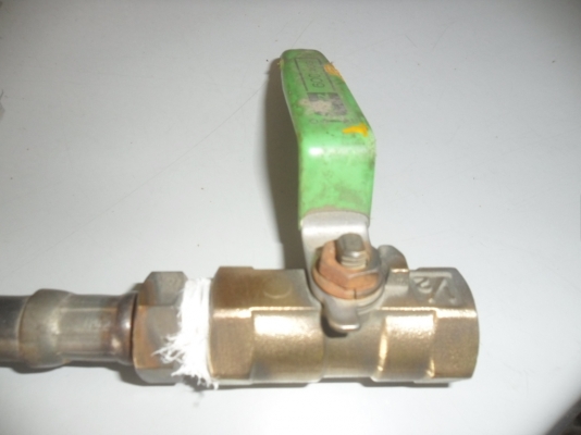 สายพ่วงแก๊สพร้อมวาล์วทองเหลือง