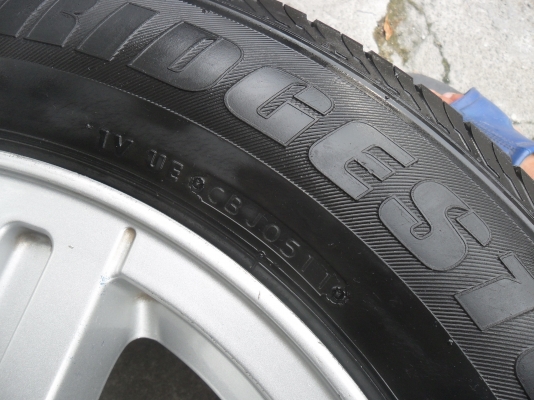 ล้อแม็ก 16นิ้ว 6รู เชฟ พร้อมยาง สวยๆ 4 ล้อ ราคา 6900 บาท ล้อแม็ก 16นิ้ว 6รู เชฟ พร้อมยาง สวยๆ 4 ล้อ ราคา 6900 บาท