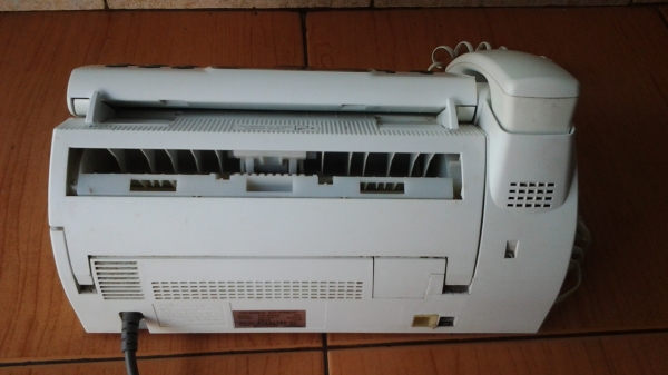 ขาย เครื่องโทรสาร SHARP  FO-P820