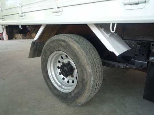 แหนบหน้า - หัวทรงสูง - เพลาลอย