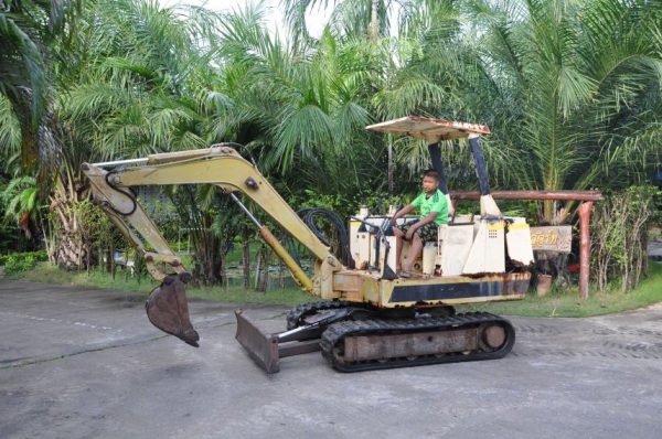 ขายแบคโฮ MITSUBISHI MS30(pc30) สวยเดิมจากญี่ปุ่นยังไม่เคยใช้ในไทย 135,000เท่านั้น!!!