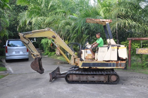 ขายแบคโฮ MITSUBISHI MS30(pc30) สวยเดิมจากญี่ปุ่นยังไม่เคยใช้ในไทย 135,000เท่านั้น!!!