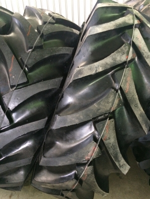 จำหน่ายยางหล่อดอก รับประกันคุณภาพ ซื้อ9เส้น แถมฟรี1เส้น จำหน่ายยางหล่อดอก รับประกันคุณภาพ ซื้อ9เส้น แถมฟรี1เส้น