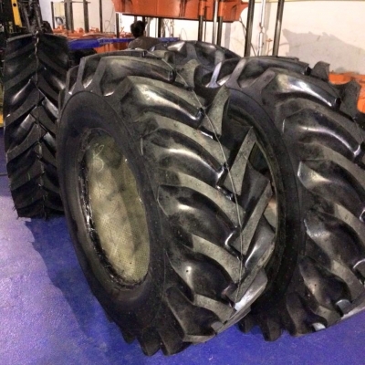 จำหน่ายยางหล่อดอก รับประกันคุณภาพ ซื้อ9เส้น แถมฟรี1เส้น จำหน่ายยางหล่อดอก รับประกันคุณภาพ ซื้อ9เส้น แถมฟรี1เส้น