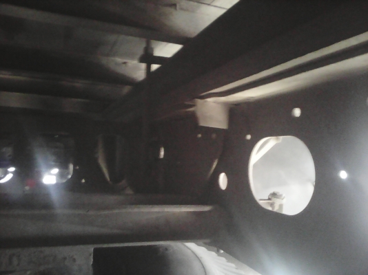 หกล้อใหญ่ อีซูซุ 195แรงโบว์ บรรทุกตู้ยาว7.20เมตร สภาพดีรถวิ่งงานอยู่ครับ ประกันชั้น 1ทะเบียนพร้อม