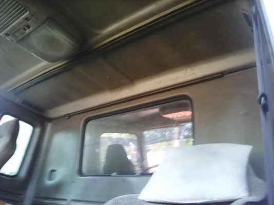 หกล้อใหญ่ อีซูซุ 195แรงโบว์ บรรทุกตู้ยาว7.20เมตร สภาพดีรถวิ่งงานอยู่ครับ ประกันชั้น 1ทะเบียนพร้อม