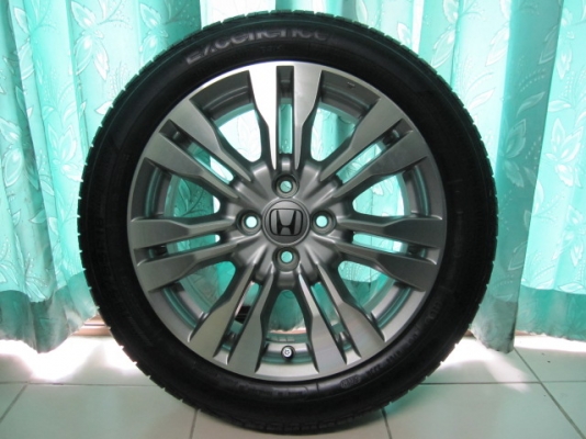 ขายล้อแม็กพร้อมยาง Honda City ตัวท๊อป ขอบ 16 สภาพเดิมๆ