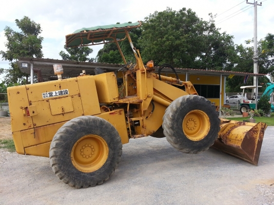 ราคาพิเศษมากๆ  รถตัก KOMATSU 510 ยอดนิยม นำเข้าจาก ญี่ปุ่น+++ เดิมๆ ขายถูกมาก 090-986-2521