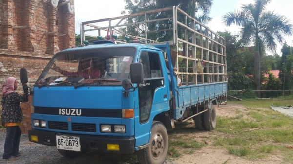 ขาย 115  เครื่อง 4BG1  พ.เพาเว่อ