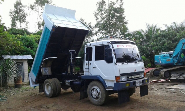 ขาย 6ล้อดั้ม มิตชู ยาง 900 เครื่อง 165แรง