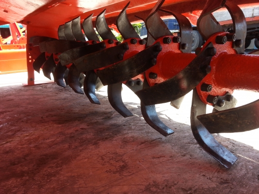 โรตารี่ตราช้าง  1.80 เมตร ยอยปั่นใหม่..ใบใหม่ยกชุด