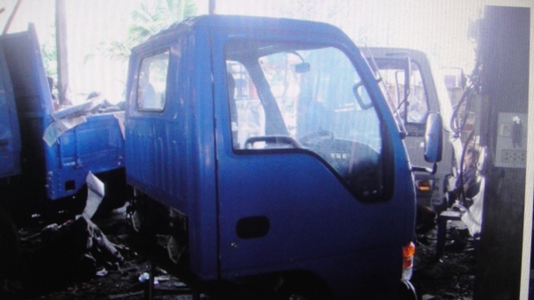 หัวการ์ตูน ISUZU NKR หัวเก่านอก สภาพสวยเดิม ของครบ ยกใส่รถได้เลย หัวการ์ตูน ISUZU NKR หัวเก่านอก สภาพสวยเดิม ของครบ ยกใส่รถได้เลย