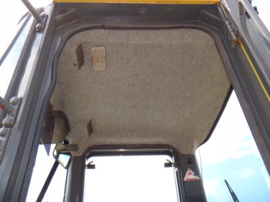 รถตัก Komatsu WA 100-3 สวยมาก สภาพ 90\% ไม่มีที่ติ รถใช้น้อย 3,000 กว่าชั่โมง นำเข้าจากญี่ปุ่น