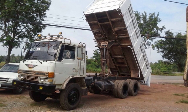 ขายรถบรรทุกสิบล้อดัมพ์ Hino F17 เครื่อง HO7C-185 แรง สโลด์เดิม เบรคลมดัน แชสซีสวย ยางดี ทะเบียนพร้อม