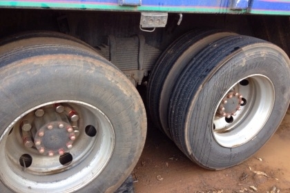 ขายรถพ่วงสิบล้อไม่ดัมพ์ ISUZU เครื่อง 320 แรง ปี 50 กระบะสามมิตรไม่ดัมพ์ ขายรถพ่วงสิบล้อไม่ดัมพ์ ISUZU เครื่อง 320 แรง ปี 50 กระบะสามมิตรไม่ดัมพ์