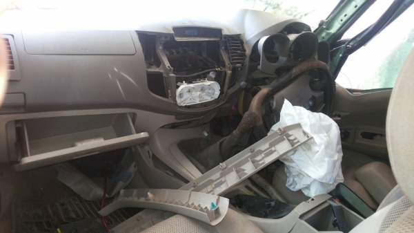 ขายรถกระบะ TOYOTA VIGO CAP เครื่อง 2500 ตัว E เกียร์ธรรมดา ราคา 150000 ขายรถกระบะ TOYOTA VIGO CAP เครื่อง 2500 ตัว E เกียร์ธรรมดา ราคา 150000