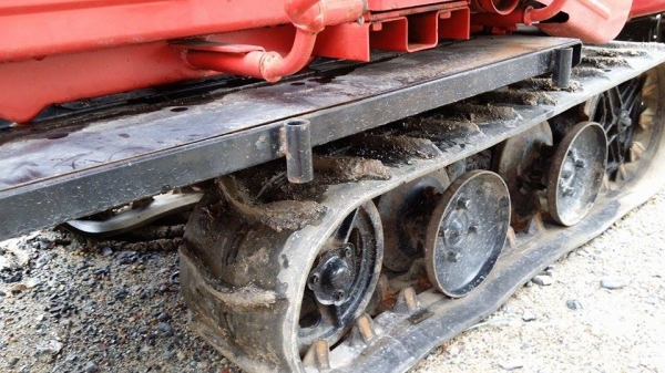 รถนวดข้าวเดินตาม เก่าญี่ปุ่น KUBOTA สภาพอย่างสวย เป็นแทรคยาง นวดข้าวเร็ว ง่าย เคลี่อนย้ายง่าย ทำงานสะดวก คล่องตัว ทนทาน เครื่องยนต์ติดง่าย รถนวดข้าวเดินตาม เก่าญี่ปุ่น KUBOTA สภาพอย่างสวย เป็นแทรคยาง นวดข้าวเร็ว ง่าย เคลี่อนย้ายง่าย ทำงานสะดวก คล่องตัว ทนทาน เครื่องยนต์ติดง่าย