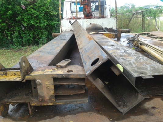 ขายเครน KATO 3.5ตัน5ปอก4ชักท้องแบน เอวแน่น ขาเหลี่ยม ทำสี เปลี่ยนซิลใหม่ พร้อมใช่งานครับ