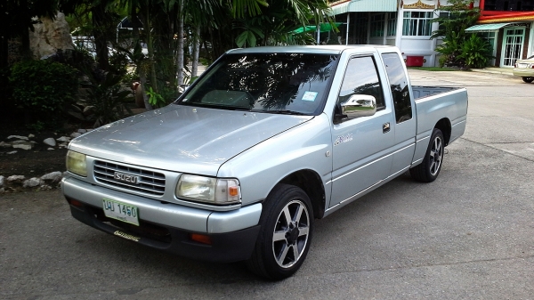 ISUZU SPACE CAB 2.5 SLX ปี96 ISUZU SPACE CAB 2.5 SLX ปี96