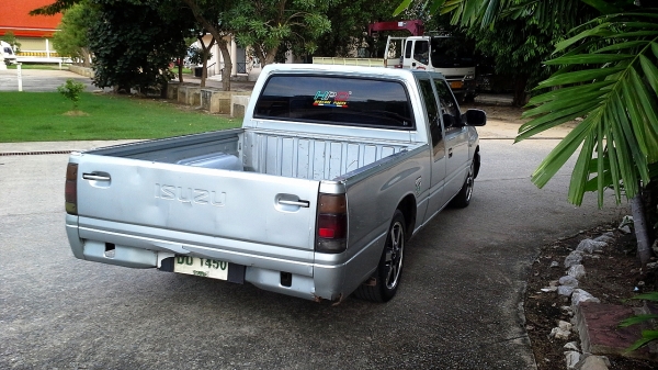 ISUZU SPACE CAB 2.5 SLX ปี96 ISUZU SPACE CAB 2.5 SLX ปี96