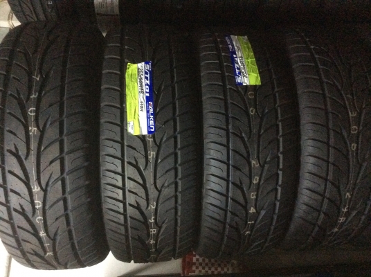 มาใหม่อีกชุดรีบเลย. Falken japan. 265 60 18. เส้นละ4500