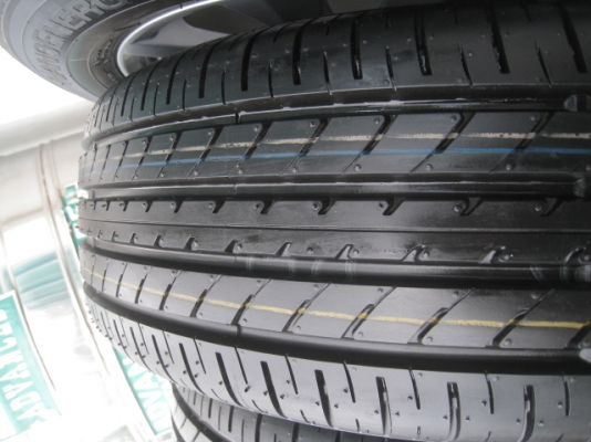 ขายล้อแม็กป้ายแดง Mazda3 16"พร้อมยางToyo ปี14 สนใจติดต่อเล็กคลองสามครับ 081-3747940