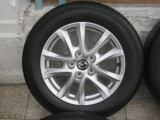 ขายล้อแม็กป้ายแดง Mazda3 16"พร้อมยางToyo ปี14 สนใจติดต่อเล็กคลองสามครับ 081-3747940