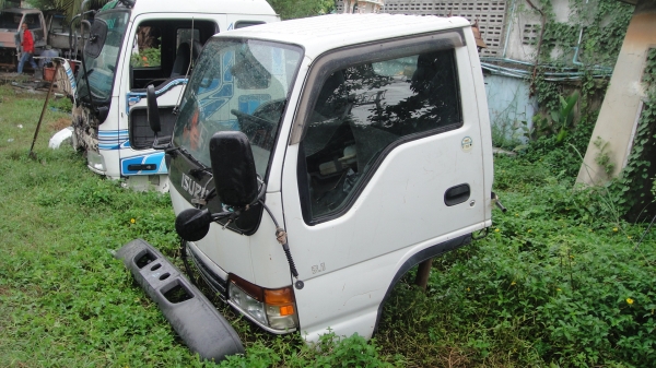 หัวการ์ตูน ISUZU NKR หัวเก่านอก สภาพสวยเดิม ของครบ ยกใส่รถได้เลย