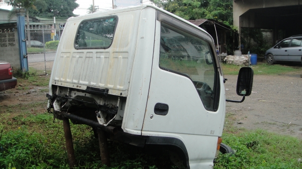 หัวการ์ตูน ISUZU NKR หัวเก่านอก สภาพสวยเดิม ของครบ ยกใส่รถได้เลย