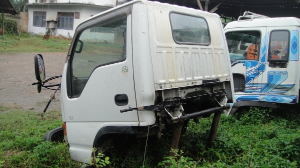 หัวการ์ตูน ISUZU NKR หัวเก่านอก สภาพสวยเดิม ของครบ ยกใส่รถได้เลย