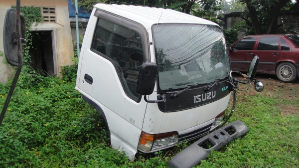 หัวการ์ตูน ISUZU NKR หัวเก่านอก สภาพสวยเดิม ของครบ ยกใส่รถได้เลย