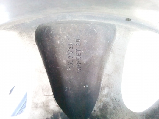 แม็กขอบ17*7.5พร้อมยาง6800