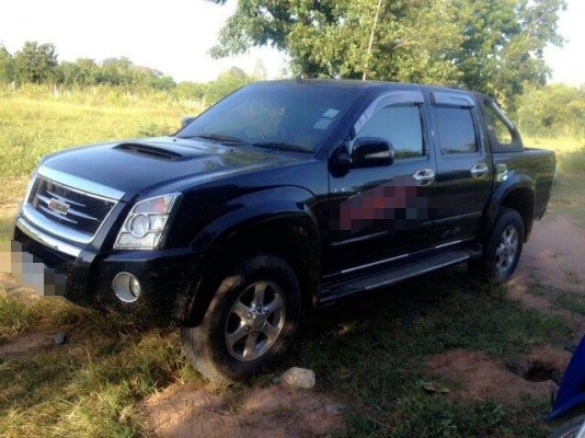 Isuzu ดีแมก 4 ประตู เครื่องสวยราคาเป็นกันเอง Isuzu ดีแมก 4 ประตู เครื่องสวยราคาเป็นกันเอง