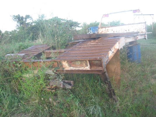 หาง เหล็กไอบีม  ขึ้นรถใหญ่  ตามภาพ  ราคา  90,000 บาท