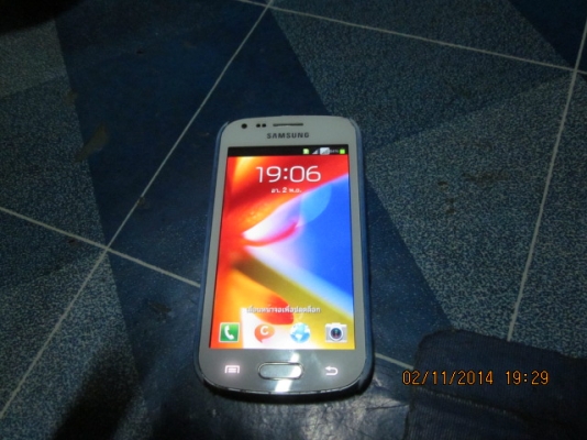 โทรศัพท์ Samsung GalaxyS Duoa และอีกเครื่อง Samsung ตามภาพใช้งานปกตครับผม