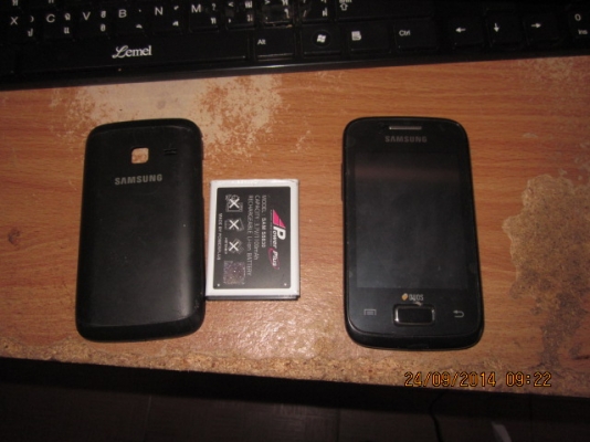 โทรศัพท์ Samsung GalaxyS Duoa และอีกเครื่อง Samsung ตามภาพใช้งานปกตครับผม โทรศัพท์ Samsung GalaxyS Duoa และอีกเครื่อง Samsung ตามภาพใช้งานปกตครับผม