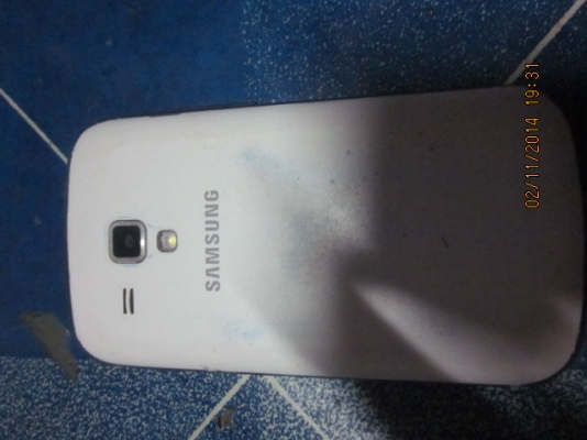 โทรศัพท์ Samsung GalaxyS Duoa และอีกเครื่อง Samsung ตามภาพใช้งานปกตครับผม โทรศัพท์ Samsung GalaxyS Duoa และอีกเครื่อง Samsung ตามภาพใช้งานปกตครับผม