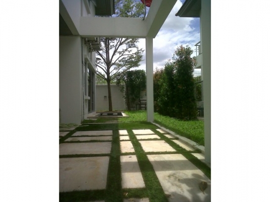 บ้านเดี่ยว หมู่บ้านโนเบิ้ลจีโอ เนื้อที่ 50 ตรว. มีสระว่ายน้ำ ตกแต่งสวย