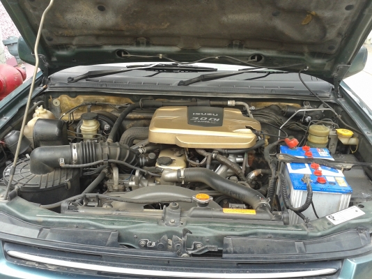 ขายดีแม็ก cab 4 slx 3.0 AT ขายดีแม็ก cab 4 slx 3.0 AT