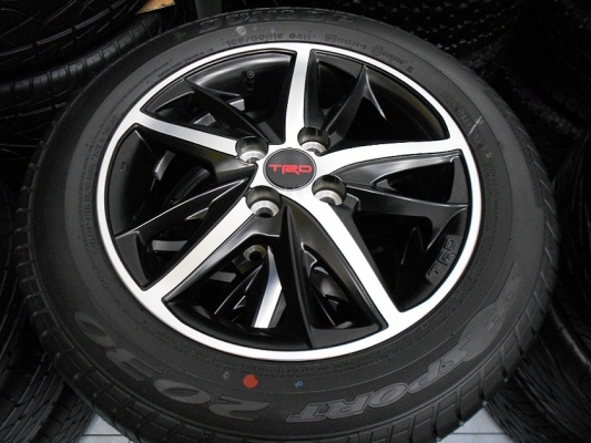 ขายล้อแม็ก New Vios TRD 2014 ขอบ 15 พร้อมยาง Dunlop 185/60/15 ป้ายแดงปี 14/เทิร์นได้ ใส่ฟรี ส่งฟรีค่ะ